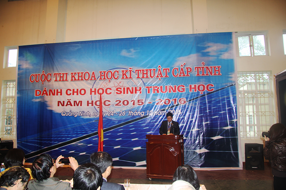 Khai mạc cuộc thi KHKT 2015