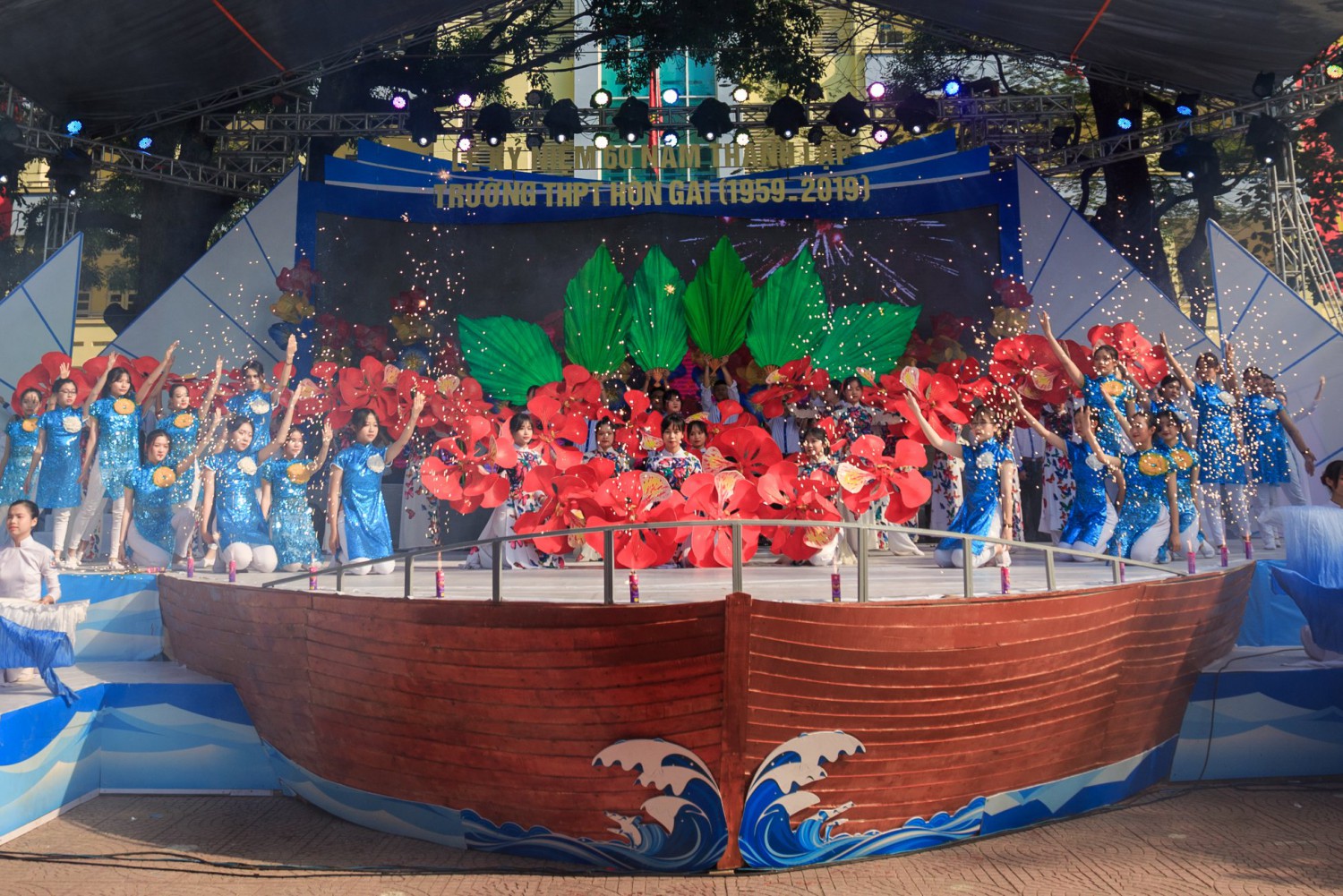 Thông báo số 2 về tuyển sinh 10 tại trường THPT Hòn Gai năm học 2021 - 2022